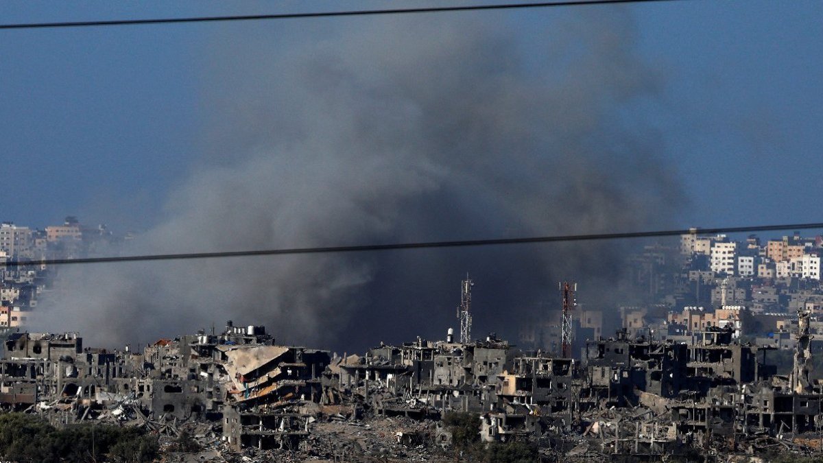 İsrail, Gazze'deki mülteci kampını 3. defa vurdu