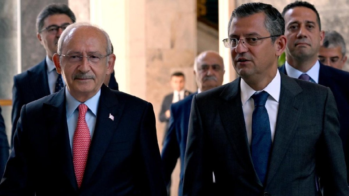 CHP Karaman İl Başkanlığı'ndan Özgür Özel'i destekleme kararı