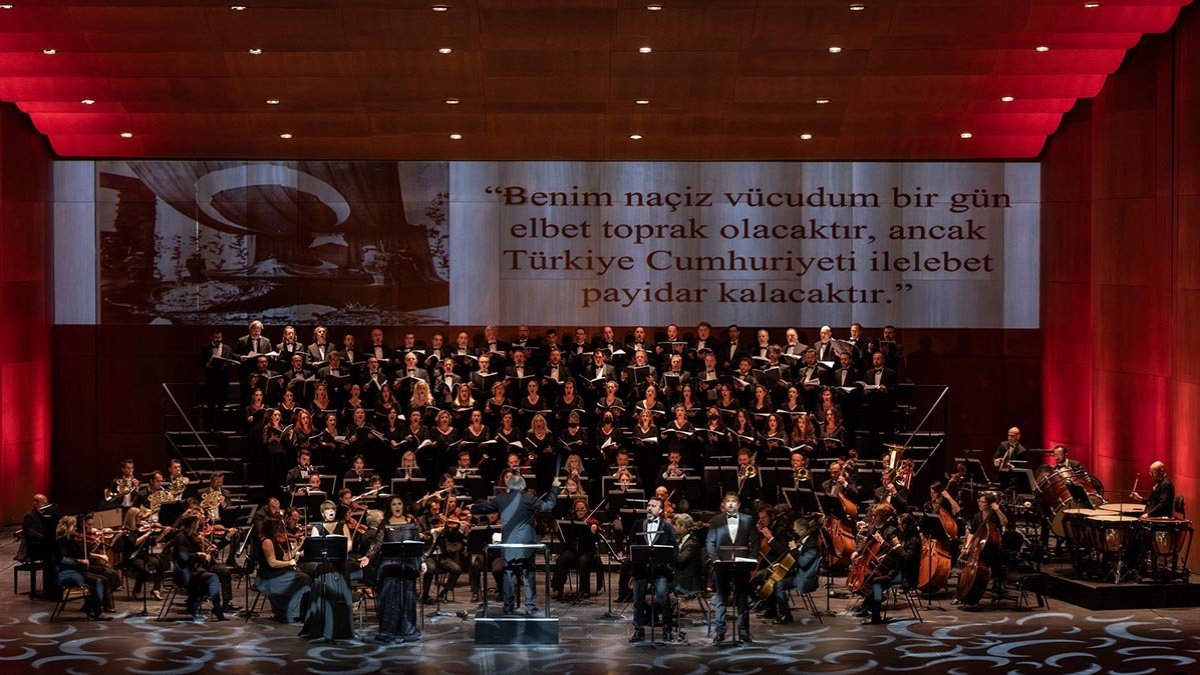 İstanbul Devlet Opera ve Balesi'nden Atatürk'ü anma konseri