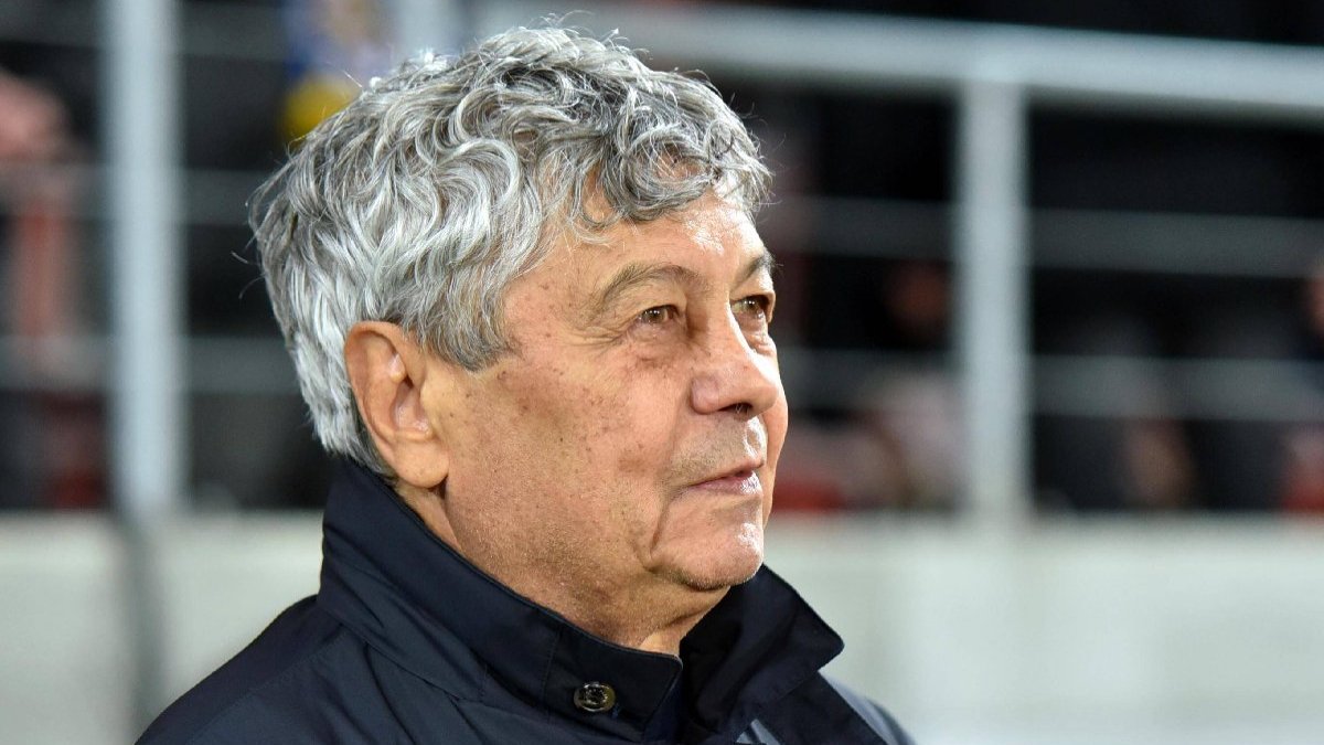 Mircea Lucescu istifa etti