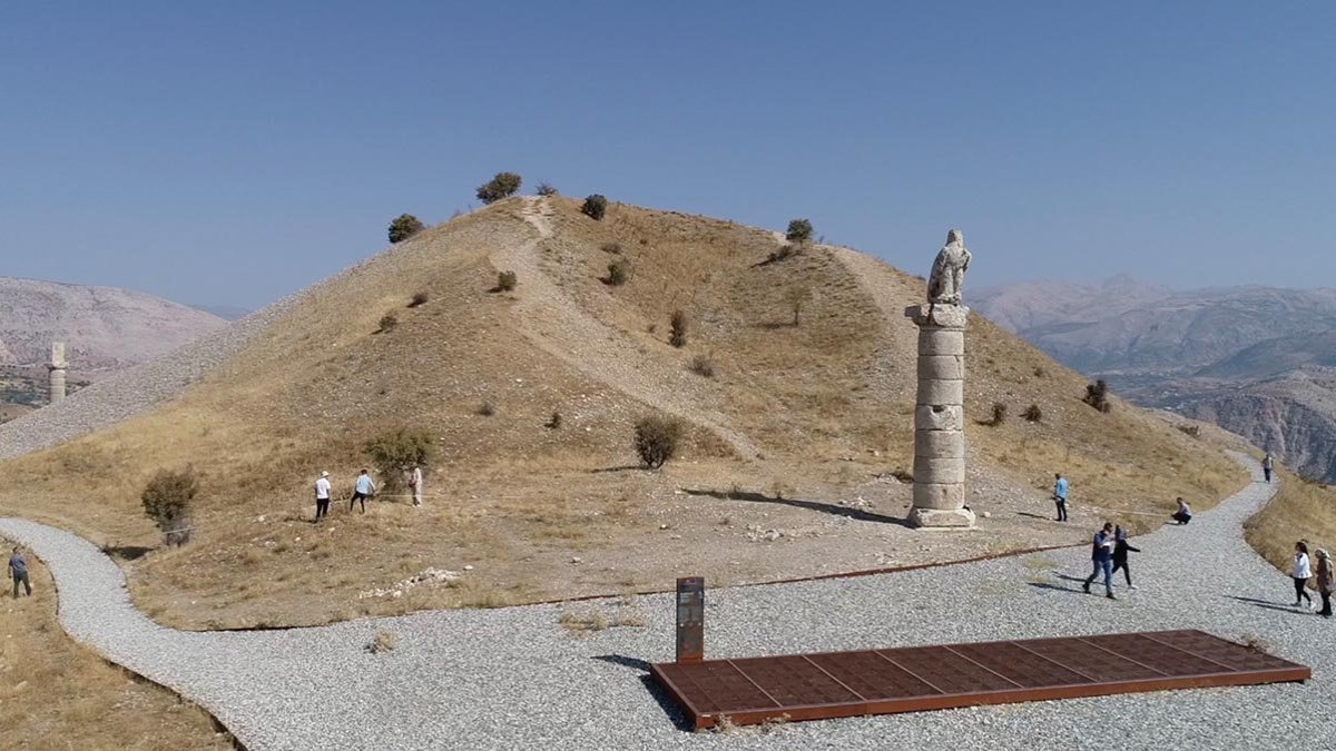 Depremlerde zarar görmüştü... Beş ayda 21 bin kişi ziyaret etti