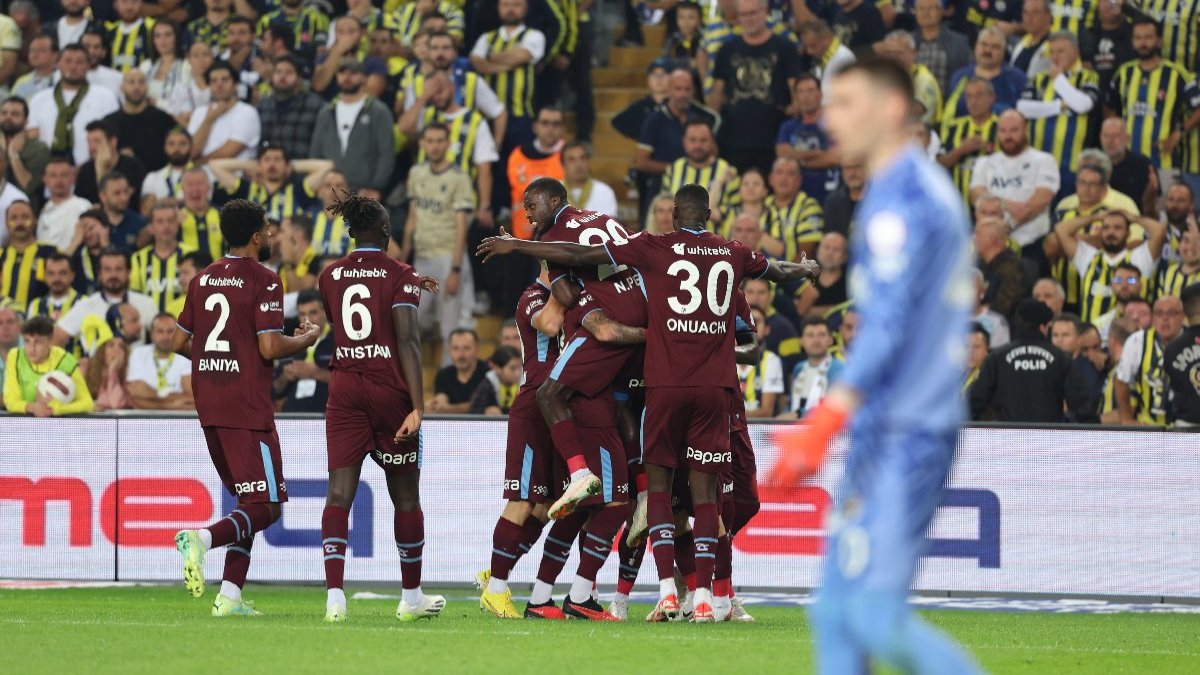 Fenerbahçe'nin müthiş serisine Trabzonspor tarihi zaferle son verdi