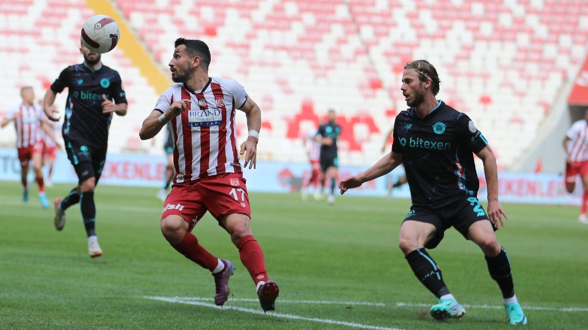 Sivasspor ile Adana Demirspor puanları paylaştı