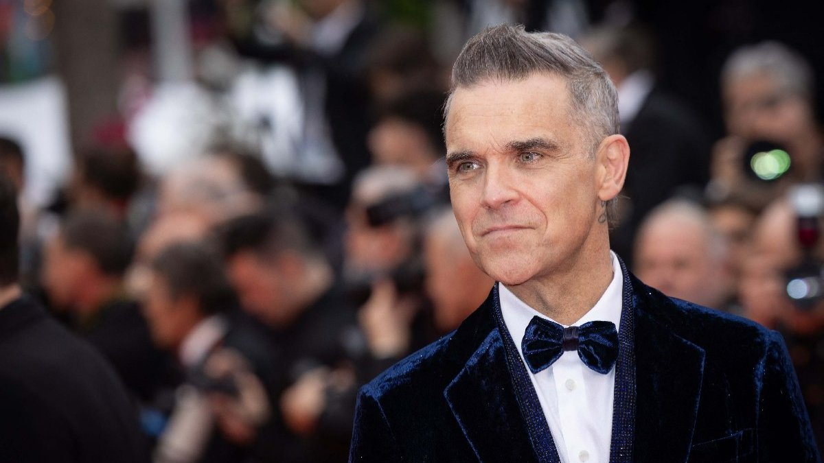 Ünlü şarkıcı Robbie Williams Netflix belgeselinde gerçekleri açıklıyor