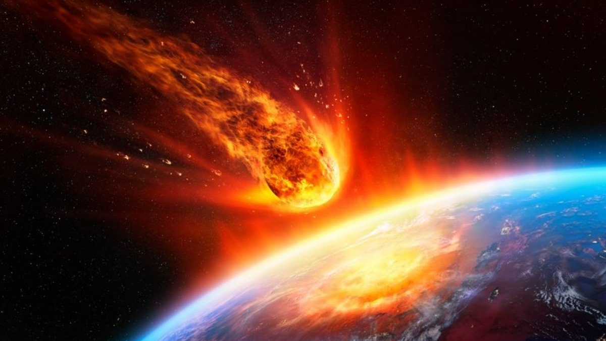Korkutucu uyarı: Şeytan lakaplı dev kuyruklu yıldız Dünya'ya yaklaşıyor