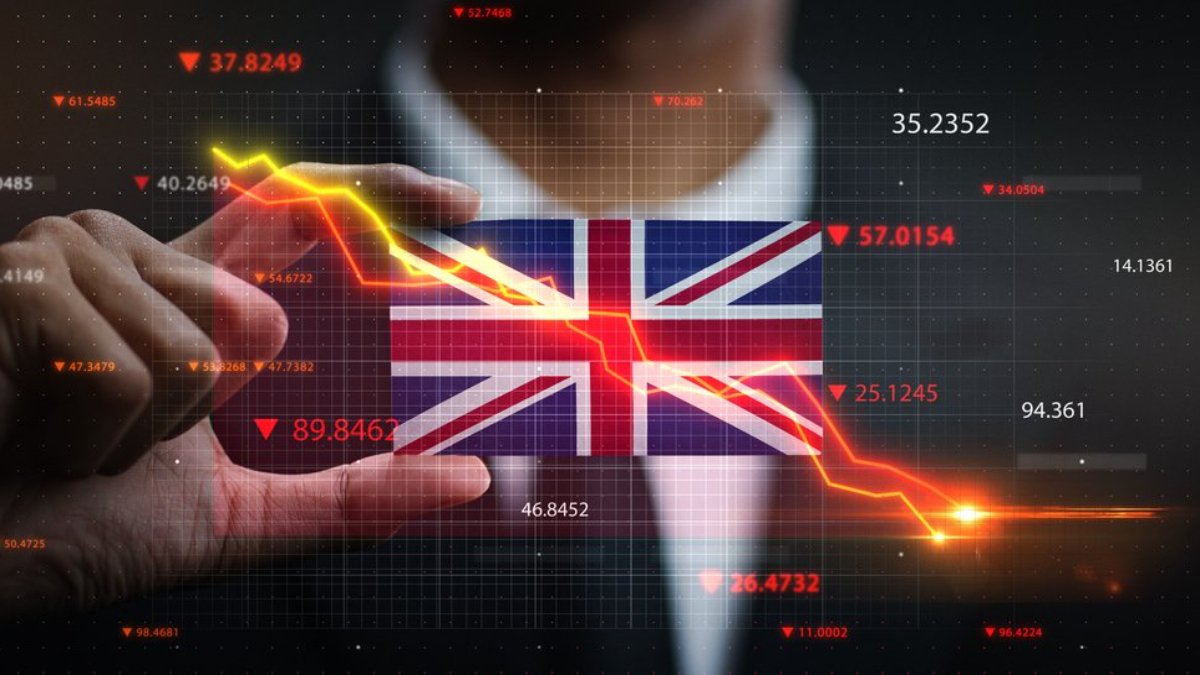 İngiltere ekonomisi üçüncü çeyrekte büyüme kaydetmedi
