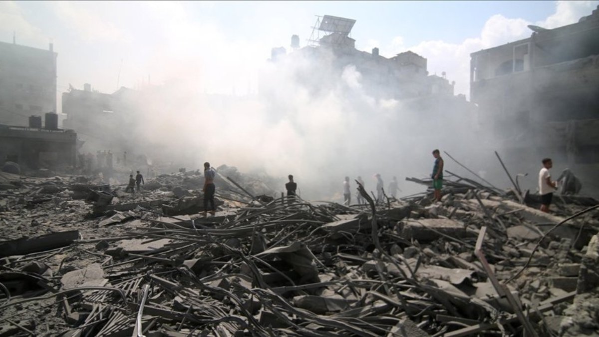 Gazze'de ölü sayısı 11 bin 500'ü aştı