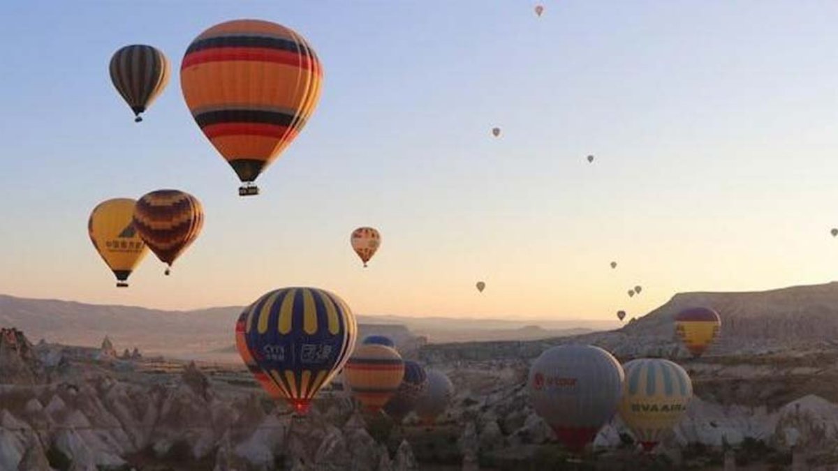 Kapadokya'daki balon turlarına 'rüzgar molası'