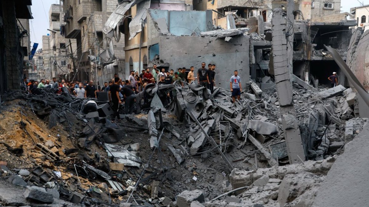 Gece boyunca Gazze'nin birçok noktası vuruldu