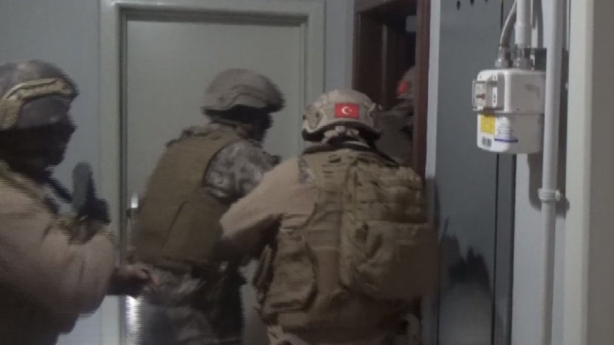 İstanbul'da IŞİD hücrelerine baskın: 10 şüpheli gözaltında