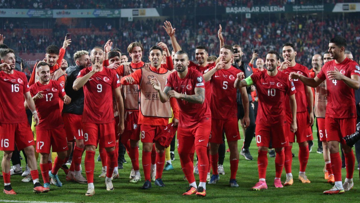 Almanya-Türkiye maçı muhtemel 11'ler