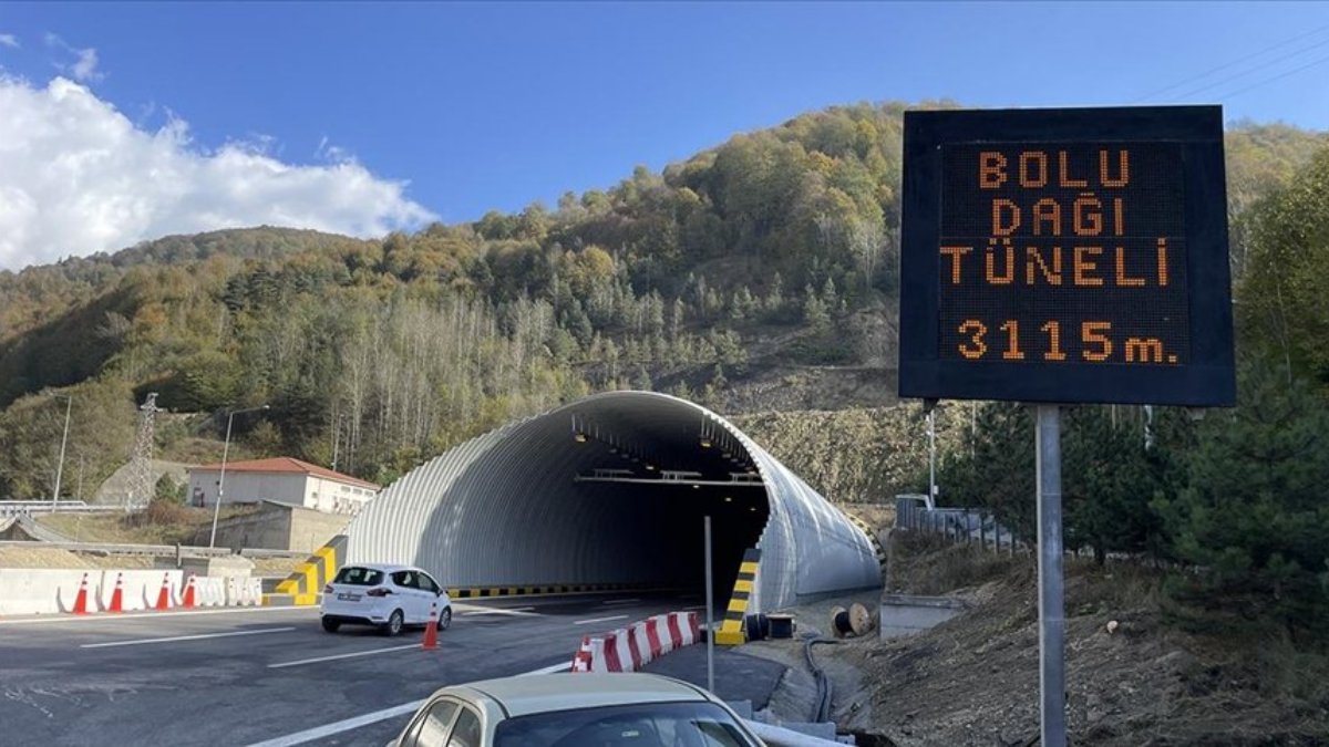 Bolu Dağı Tüneli trafiğe kapatıldı