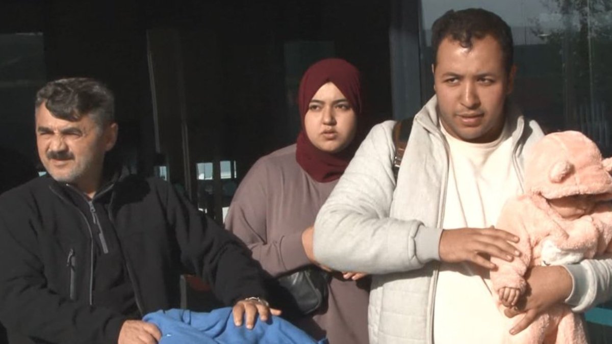 Gazze'den tahliye edilen 107 Türk vatandaşı daha İstanbul'da