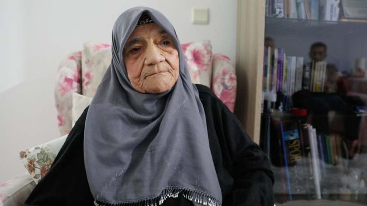 102 yaşındaki Fatma teyze uzun ömrünün sırrını paylaştı