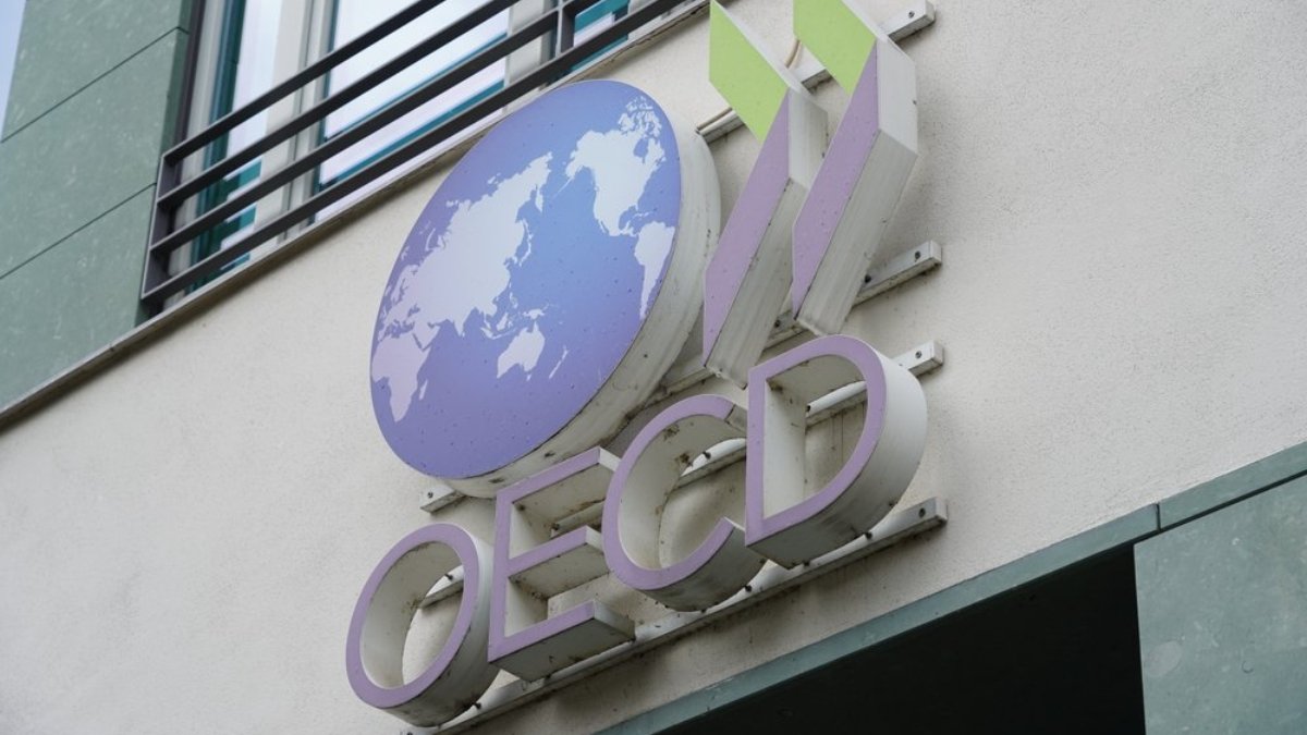 OECD ülkeleri üçüncü çeyrekte yüzde 0,5 büyüdü