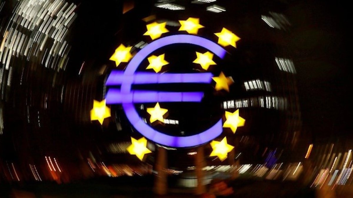 Euro Bölgesi'nde ekonomik aktivite kasımda da gerilemeye işaret etti