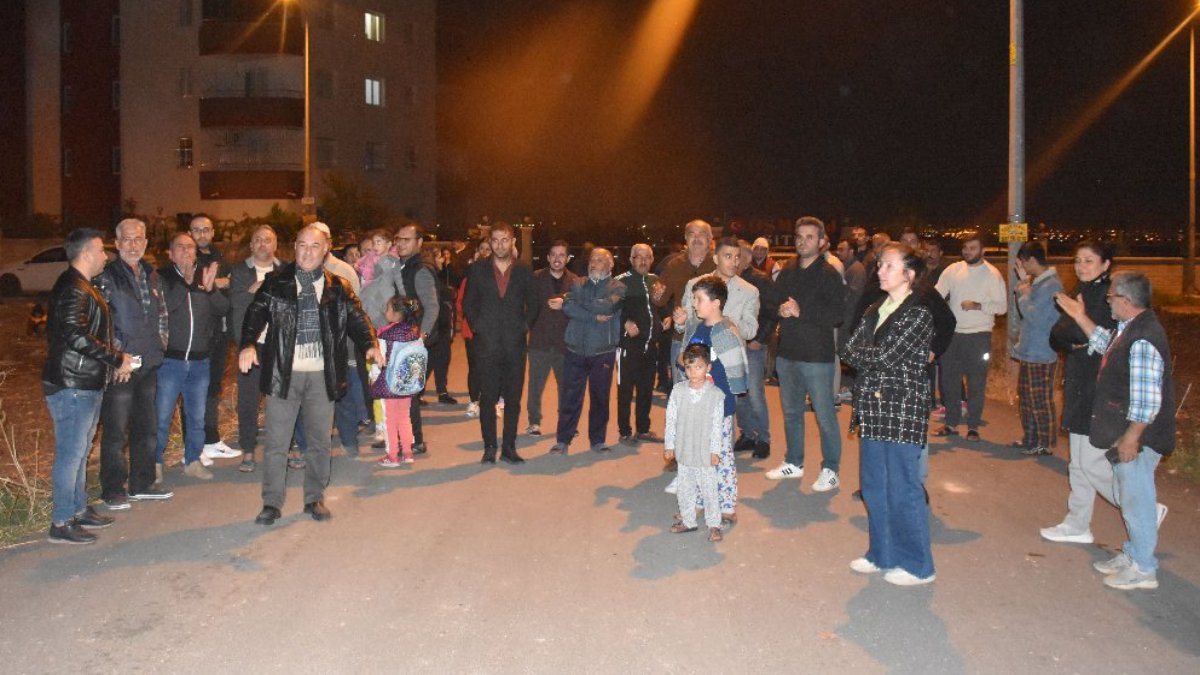Adanalılar sokağa çıktı: ‘Yüksek akım’ eylemi