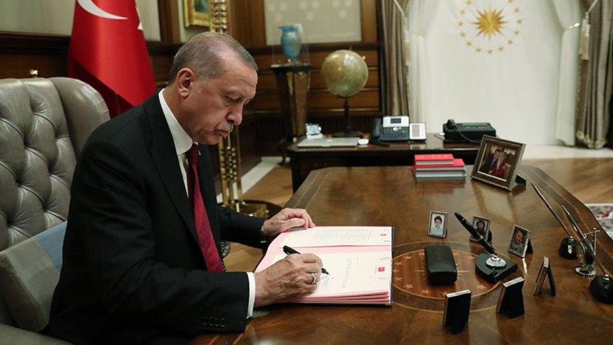 Erdoğan imzaladı: Gece yarısı çok sayıda atama kararı