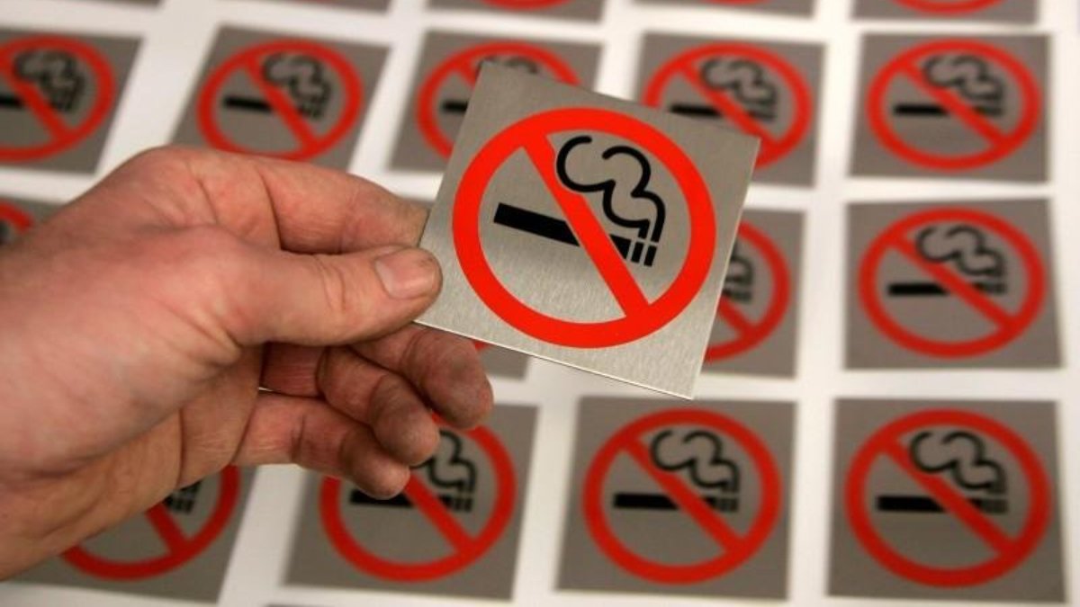 Yeni Zelanda'da sigara yasağı iptal edilecek
