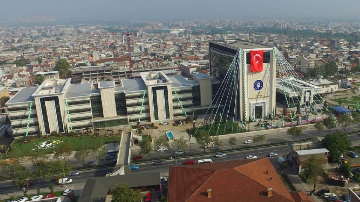 AKP'li belediye, şirketlerine kefil olmuş!