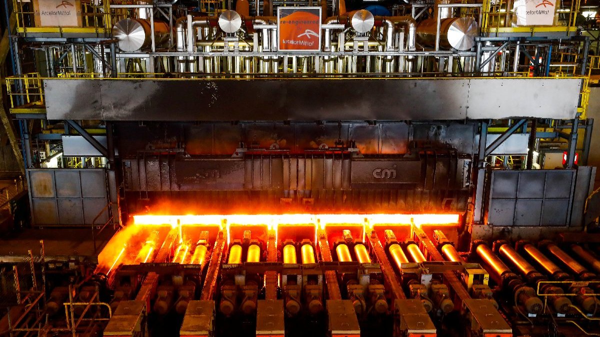 ArcelorMittal 3 bin 500 kişiyi işten çıkaracak