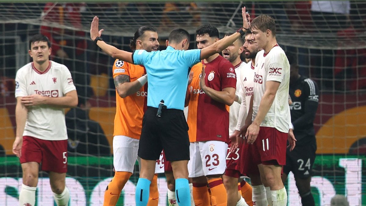 Galatasaray-Manchester United maçında tartışmalı kararlar! Penaltı ve ofsayt...